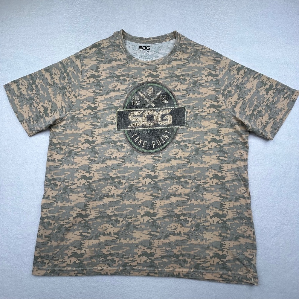 SOG Digital Camo Graphic T-Shirt in size Men’s XL Military Tactical Knife